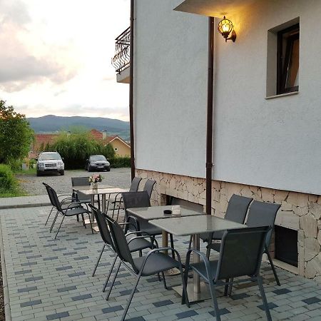 Sara, Alba Alba Iulia Luaran gambar