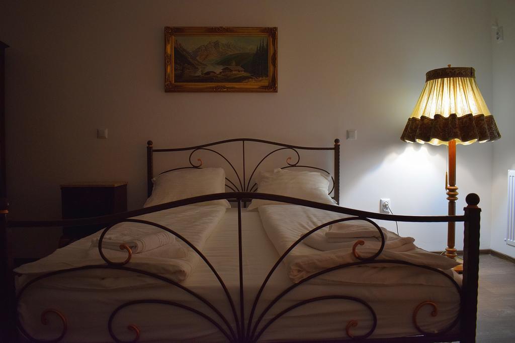 Sara, Alba Alba Iulia Luaran gambar