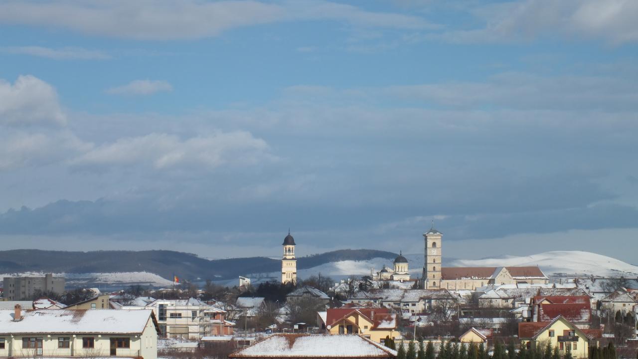 Sara, Alba Alba Iulia Luaran gambar