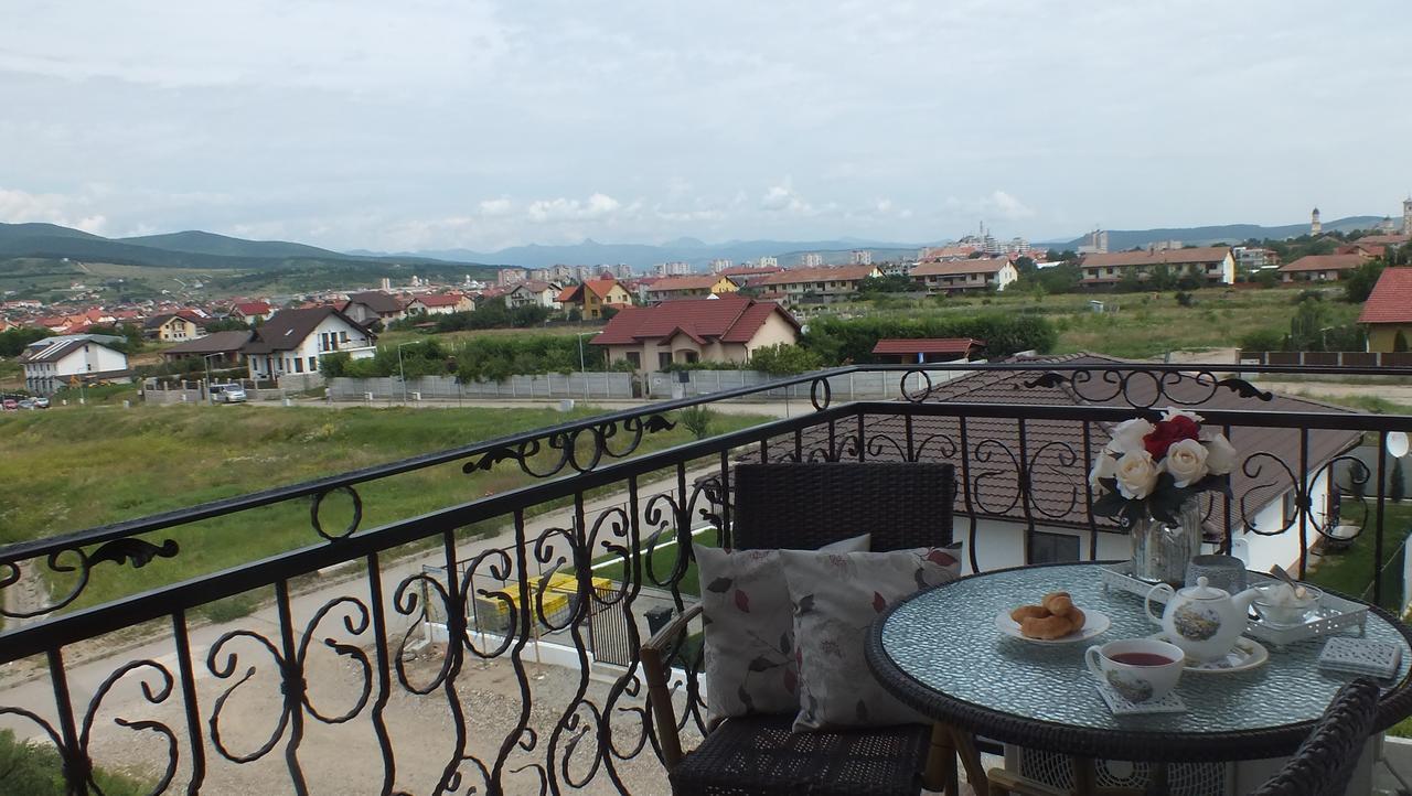 Sara, Alba Alba Iulia Luaran gambar
